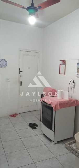 8d3215d7-ca0f-4c3e-b5a5-581c4d - 7