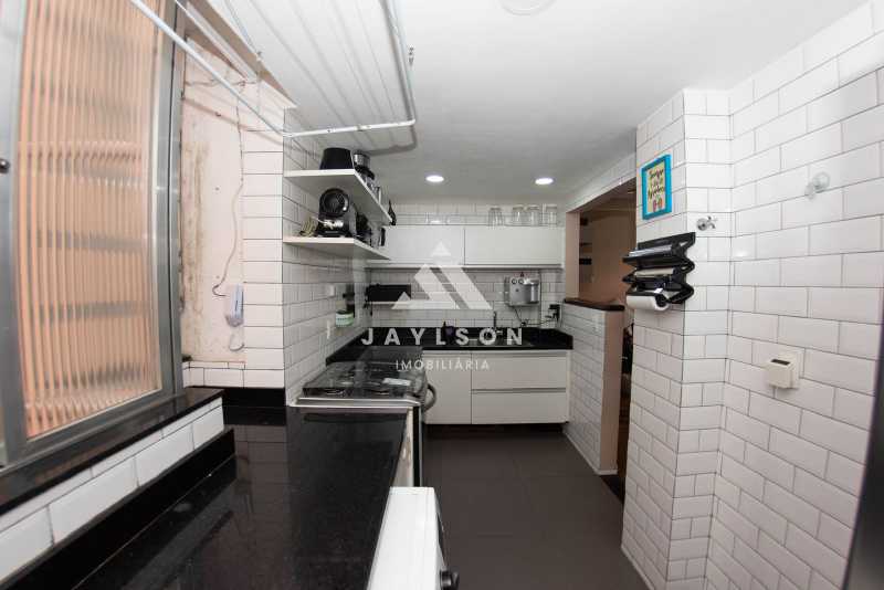 ffe65079-84f1-4ef0-8137-85ad6e - 18