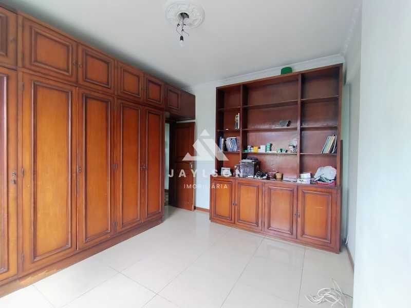 31ec236a-2401-4205-b955-df27d5 - 8