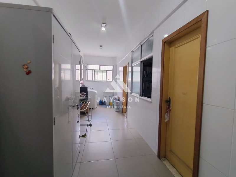 ed6d9888-d2f2-47ed-b647-73b28b - 20