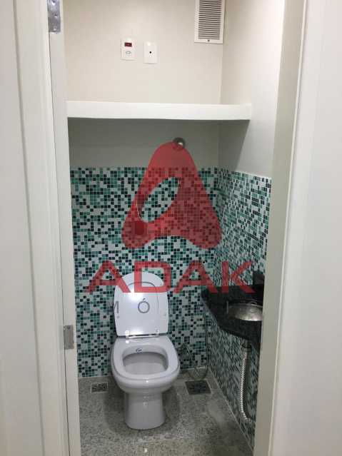 7c45bef6-2fa3-45c0-94db-f5551d - 10