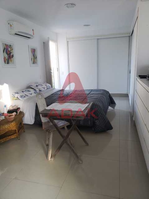 Quarto - 9