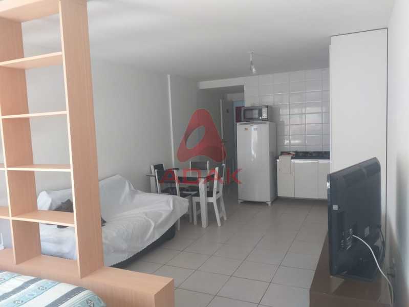 cff430ae-9519-4406-acd6-669963 - 7