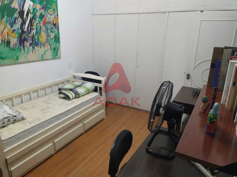ec8740e4-1c40-46e7-adcd-f3f557 - 14