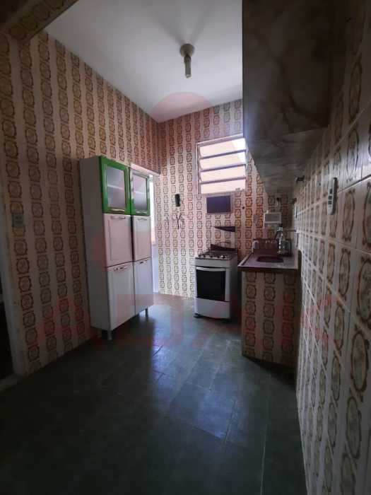 15596_G1626810101 - 13