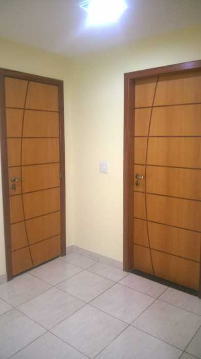 2496f94d-7dcc-404b-96f1-0b8dca - 1