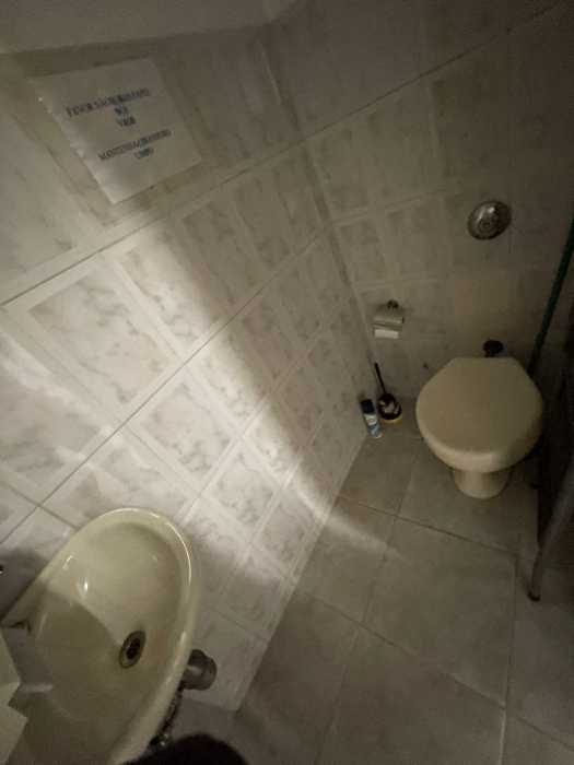 42ddbdf8-4378-4251-9a6d-a3e6eb - 7