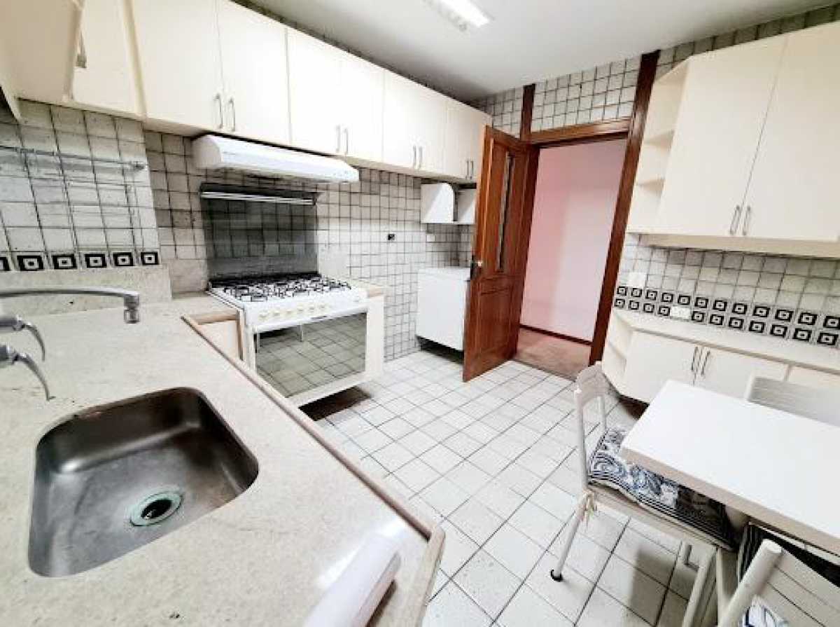 WhatsApp Image 2022-06-13 at 1 - 9