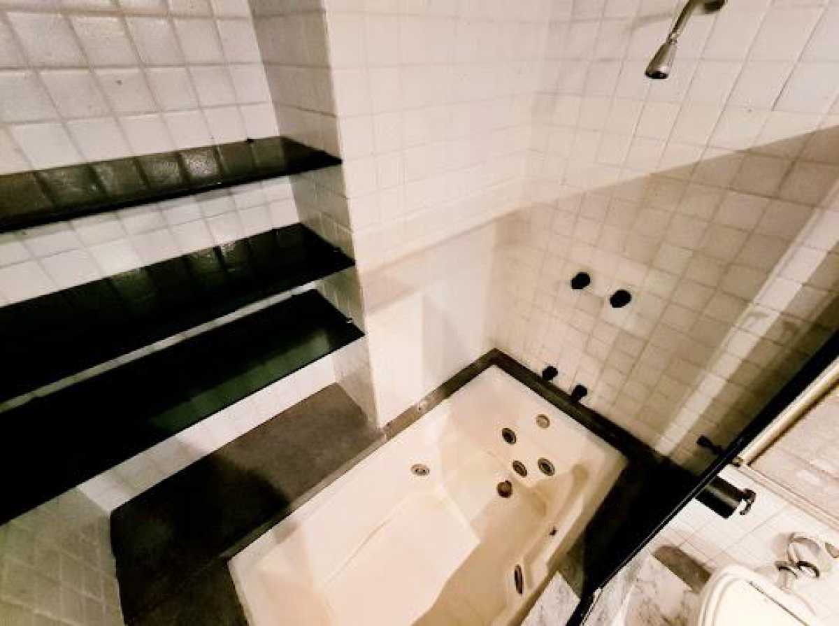 WhatsApp Image 2022-06-13 at 1 - 21