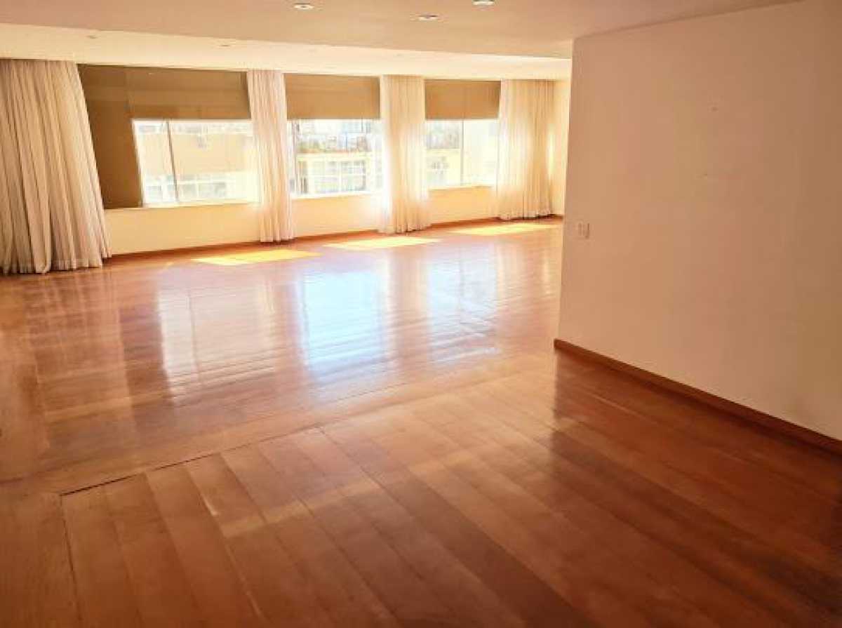 WhatsApp Image 2022-06-13 at 1 - 7