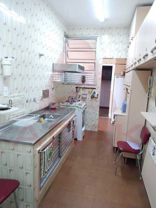 8db89a04-f7d1-490f-9631-5dfeb5 - 10