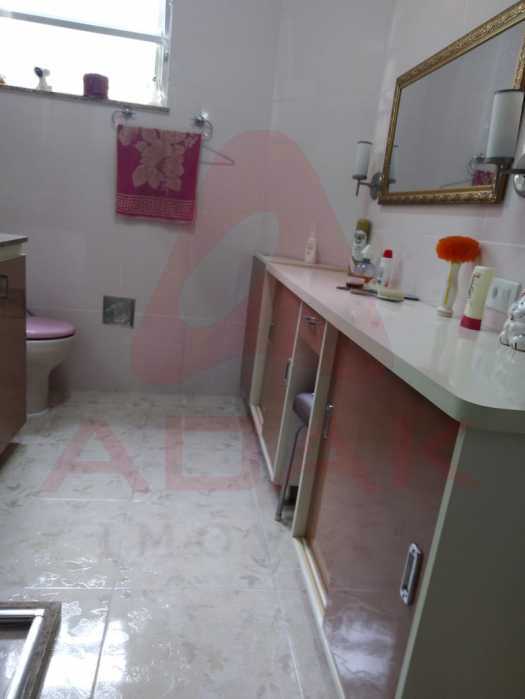 ba6d4aba-7d8c-4f33-ae72-6c80fc - 17