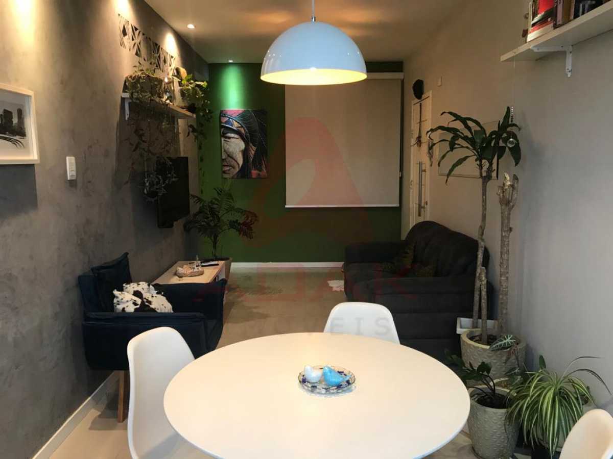 5bd8ac2b-69f8-4894-898a-d52a54 - 6