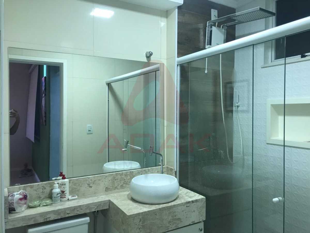 ab810422-438e-4dab-8b6f-30aba4 - 25