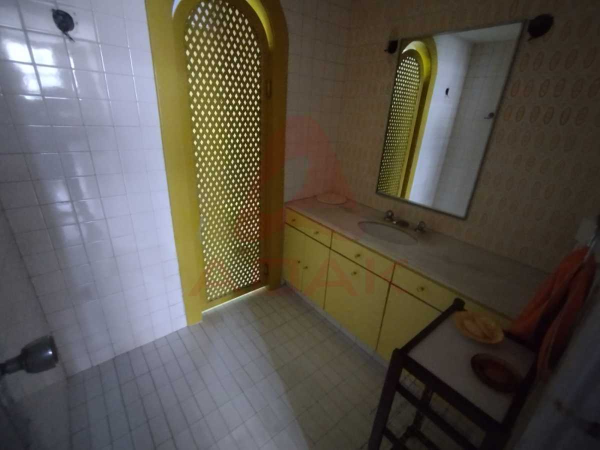 afaff4a3-9fbe-4f06-879a-97a6e8 - 27