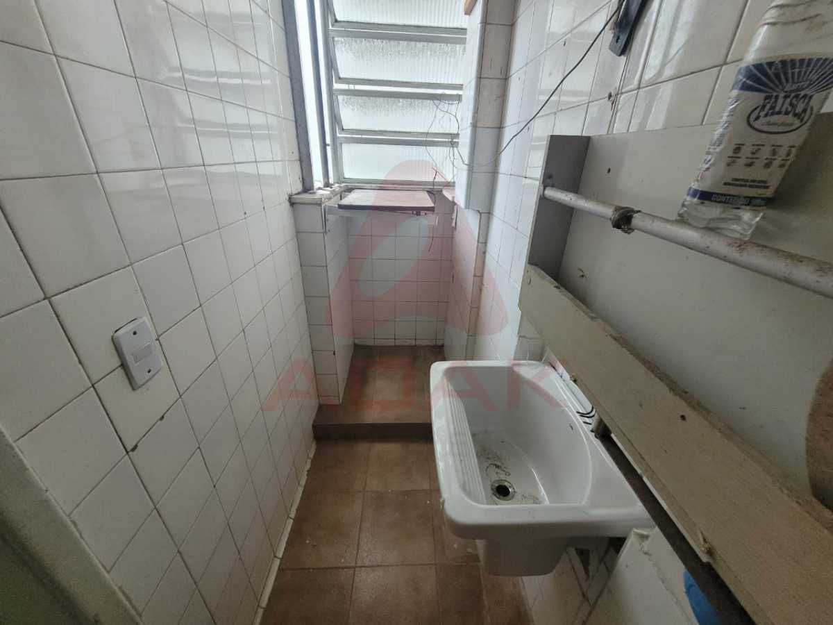 e04bb3b5-1ded-402e-9257-8a2a3f - 27