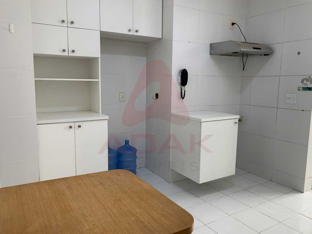 2cad59b4-6168-400a-8fec-f56ffe - 2
