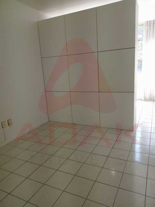dcfe926d-f959-4b89-9d30-6254df - 21