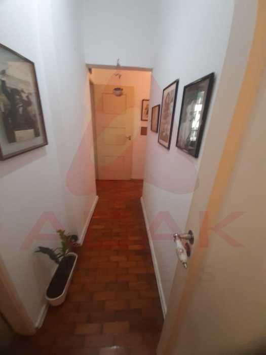 ea7dd3fb-9ebc-4c33-8eae-4f6993 - 24