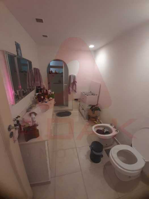 ea013b38-07d7-418f-8b28-12f355 - 25