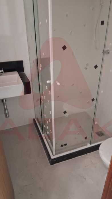 f1049570-780a-4072-b73c-b05c6e - 25