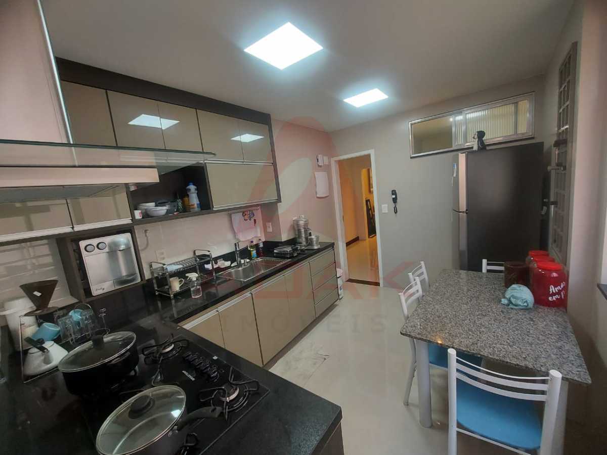 4699105e-688f-46fd-a097-09c6f0 - 18