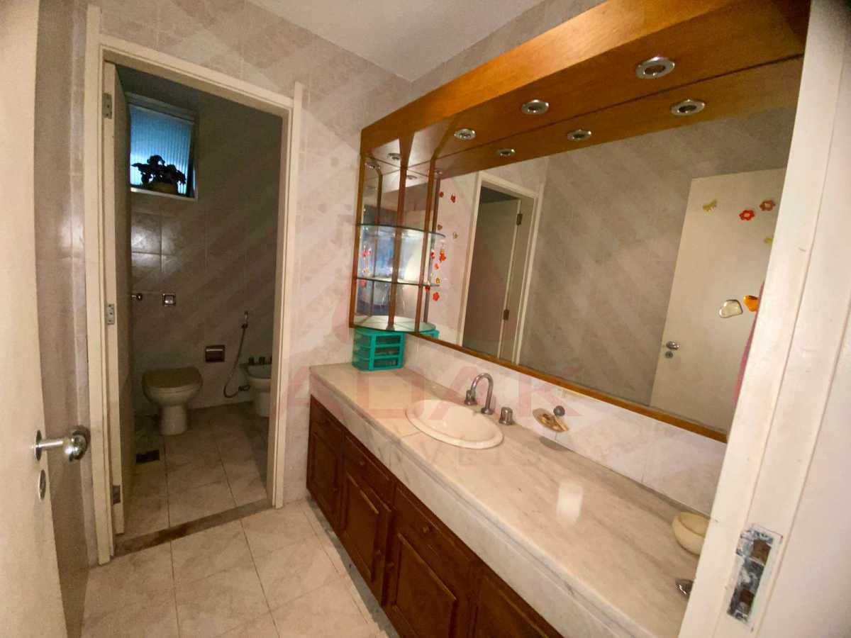 WhatsApp Image 2025-02-26 at 1 - 12