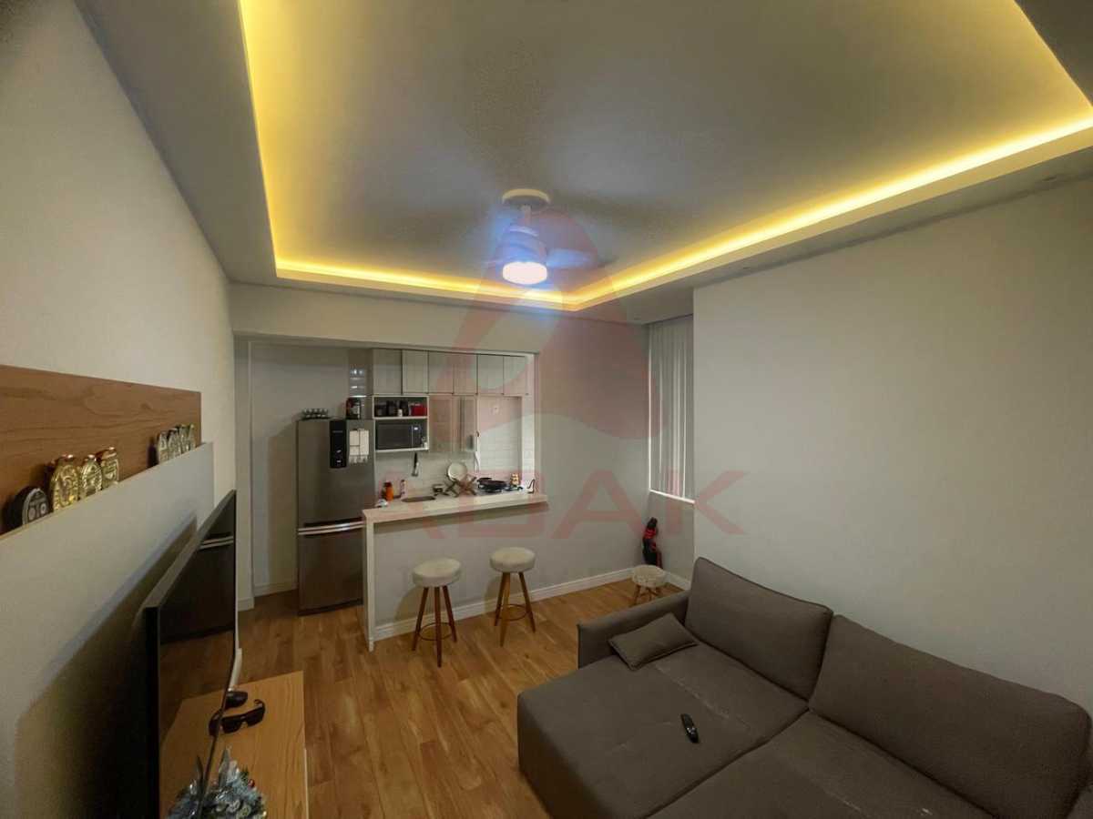 090b223f-ed21-4264-8968-34f966 - 2