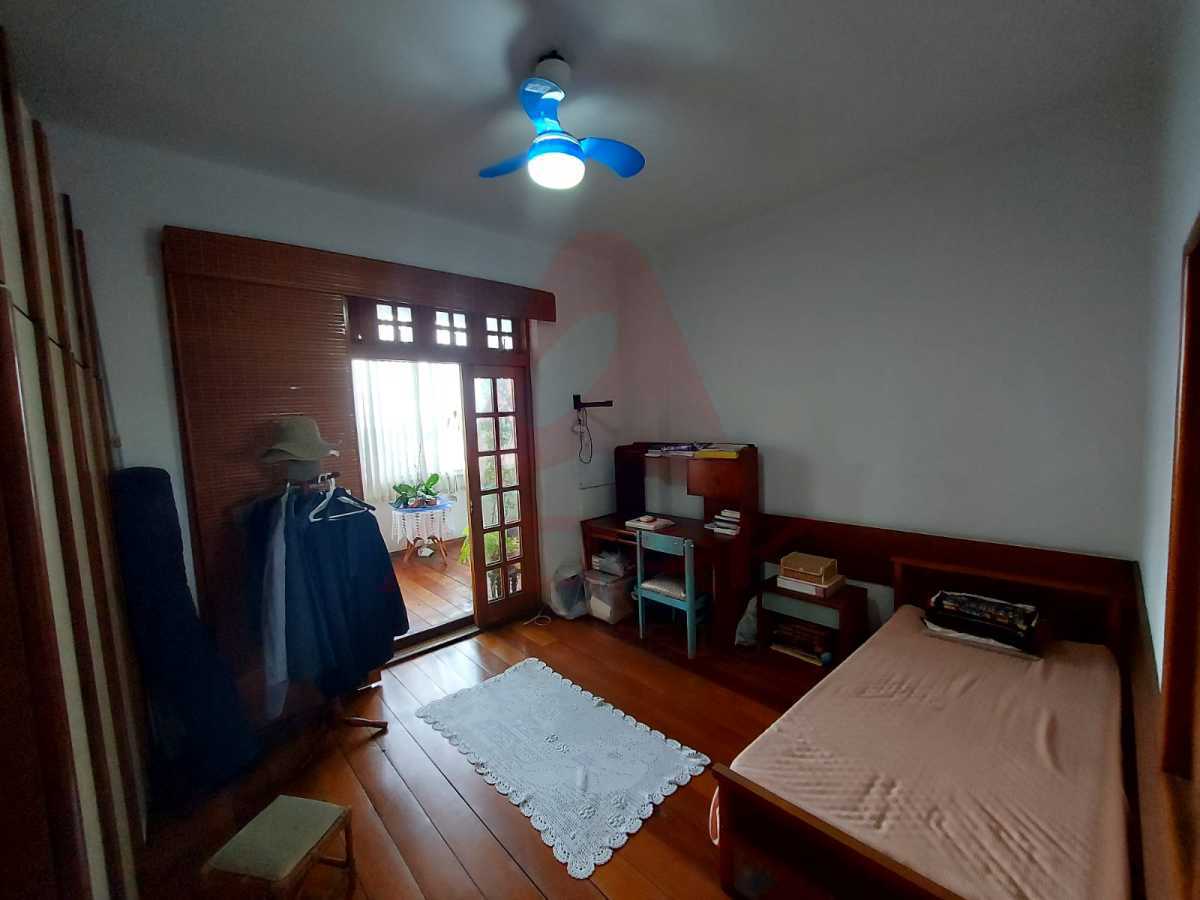77d3dd19-2893-4ee9-8d2e-82053b - 13