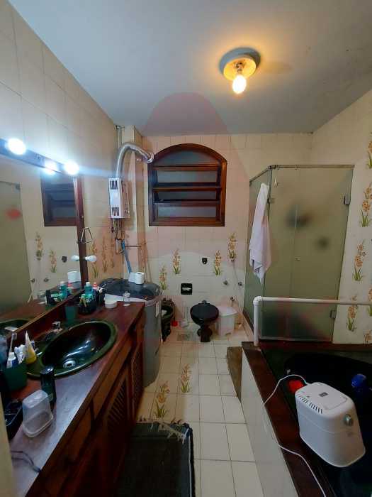 df31e45a-c2f9-4d2a-8b1d-ca5f55 - 22