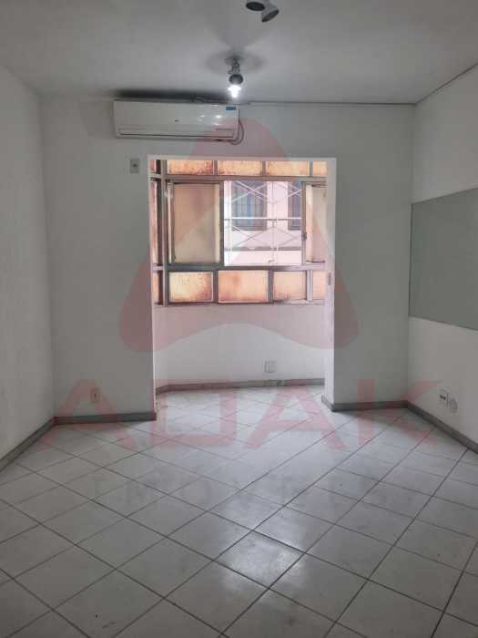 7d6d7ed3-0a3d-4047-8be3-736543 - 1