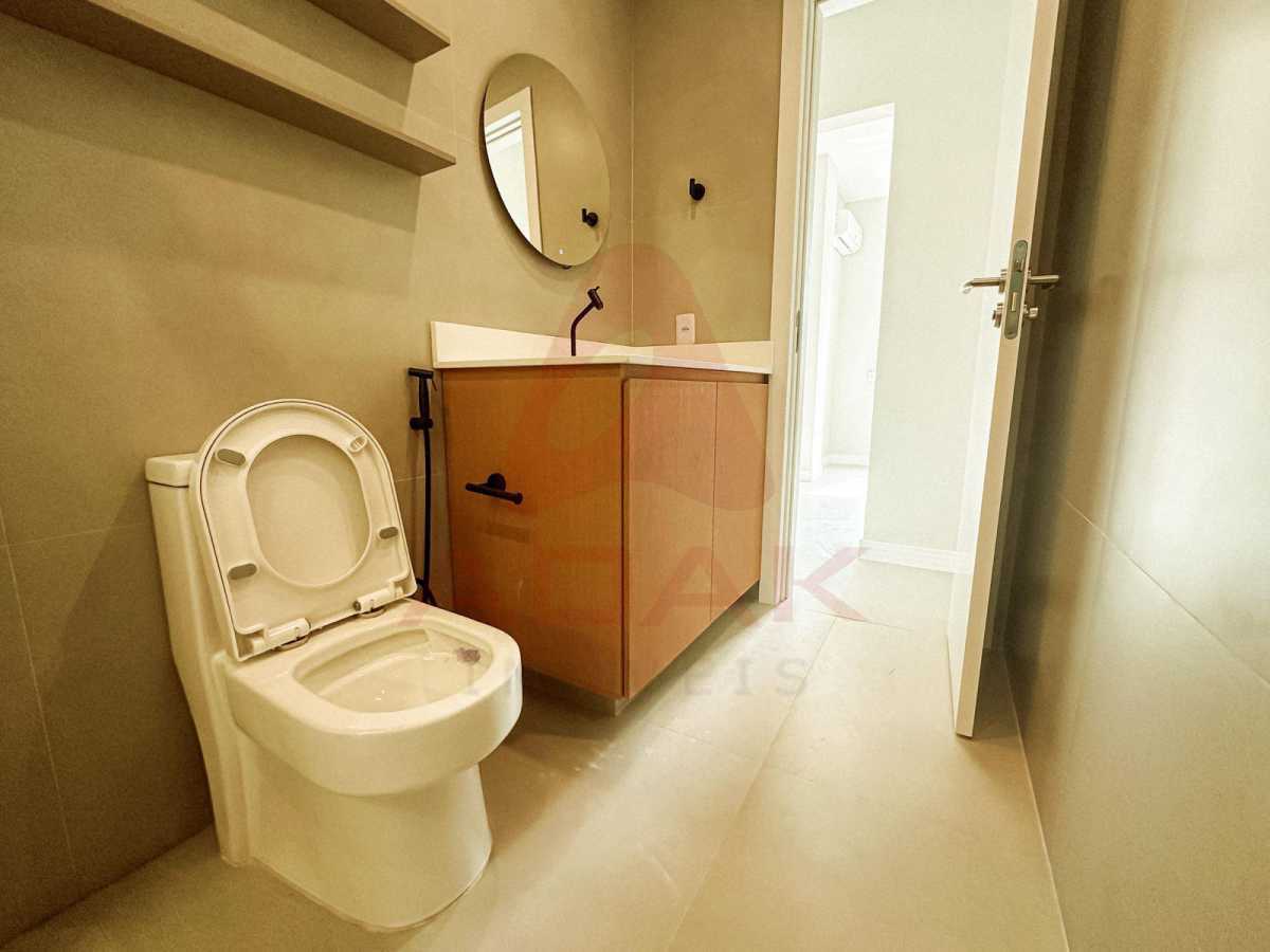 627667a7-a62c-48bc-b6c7-1b1b06 - 24