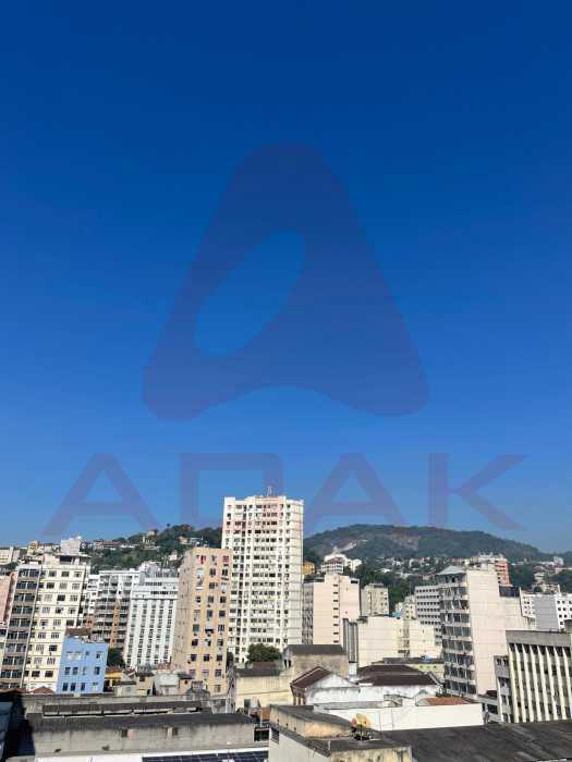 8fbe7ac6-4122-4cdb-9c56-9979bc - 10