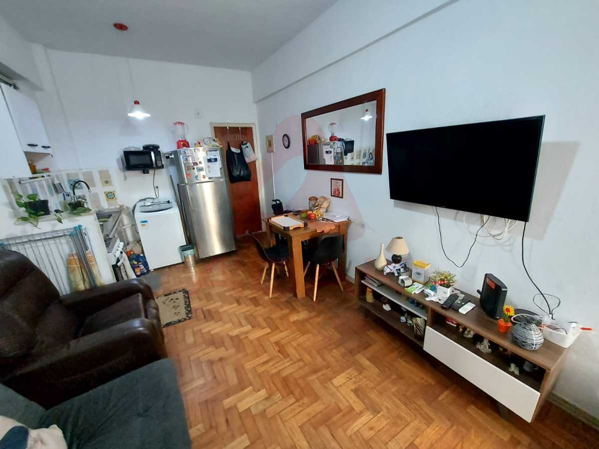 0ee0f37a-d061-4241-985e-d3ae80 - 9