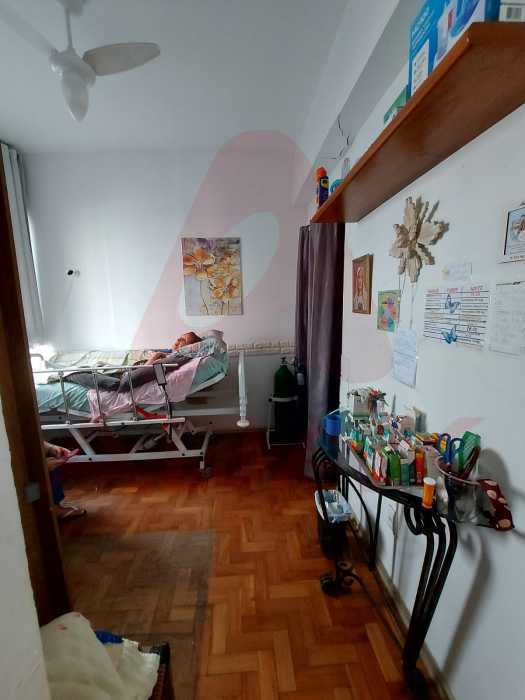 8569999d-1b30-4404-ab8e-6ee427 - 15