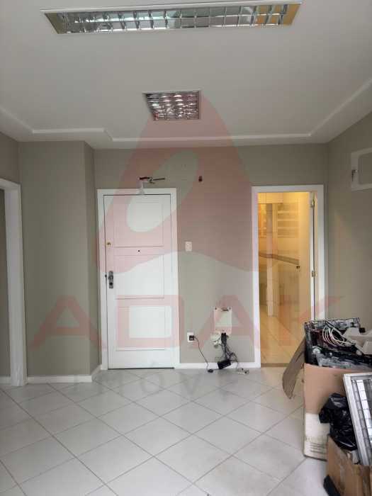 3fafb6e0-a37a-49e3-97d4-0f2e49 - 1