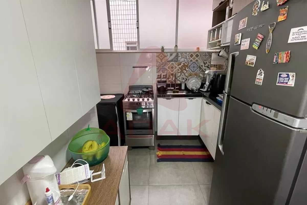 2c70a952-5e36-407a-92df-40390e - 2