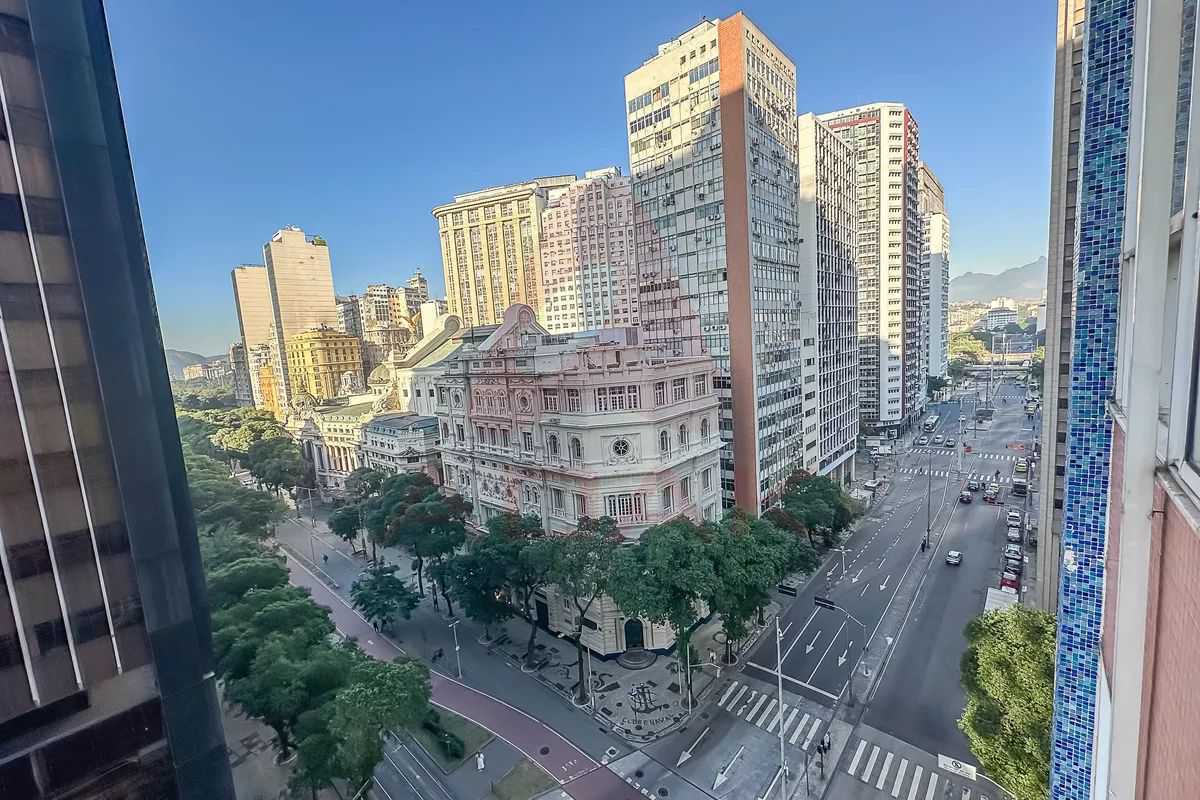 53181033-4639-4a39-aaa1-5865cc - 24