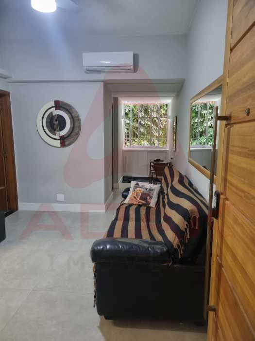 SALA - 1