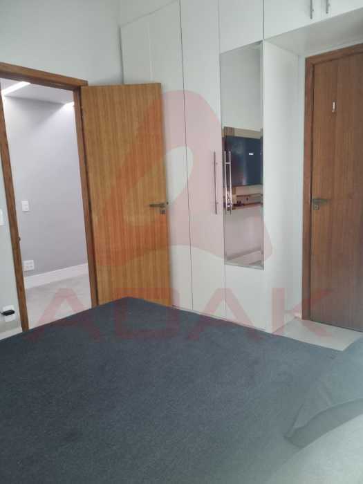 QUARTO - 9