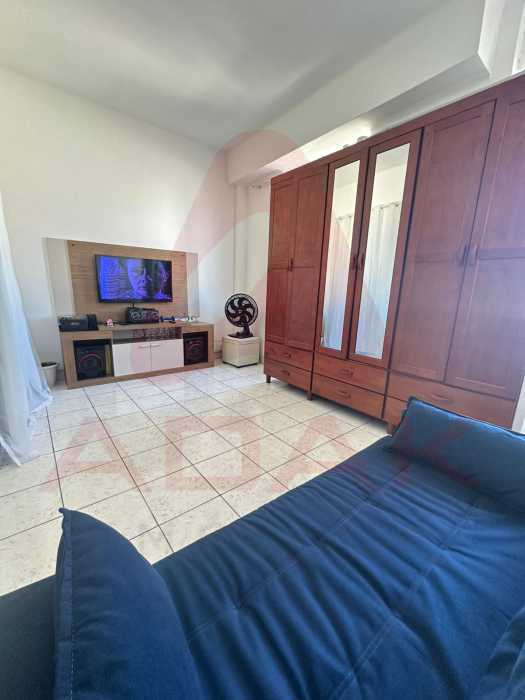 cfed9c18-262a-44e6-a182-f18c76 - 25