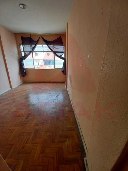 6cffc16f-b06f-4083-9b78-b0d726 - 4