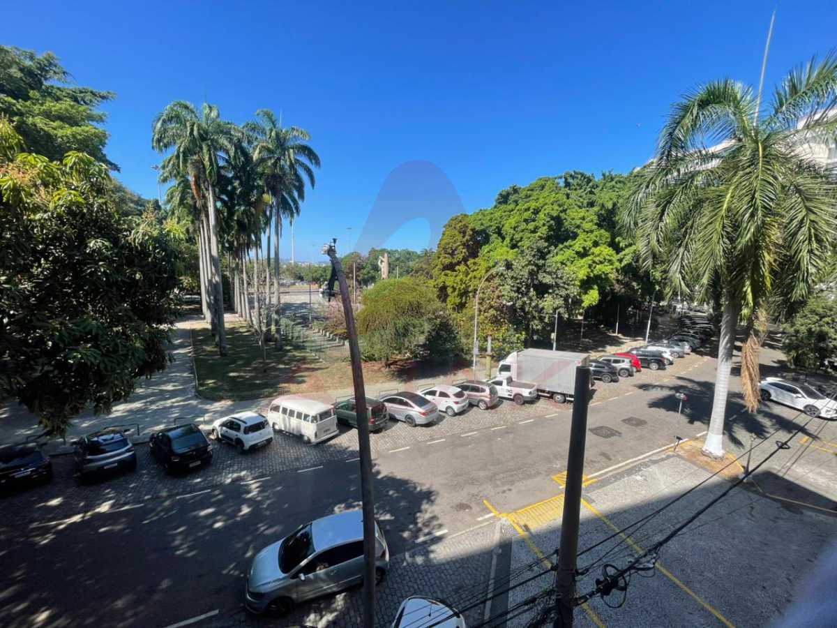 WhatsApp Image 2025-09-22 at 1 - 6