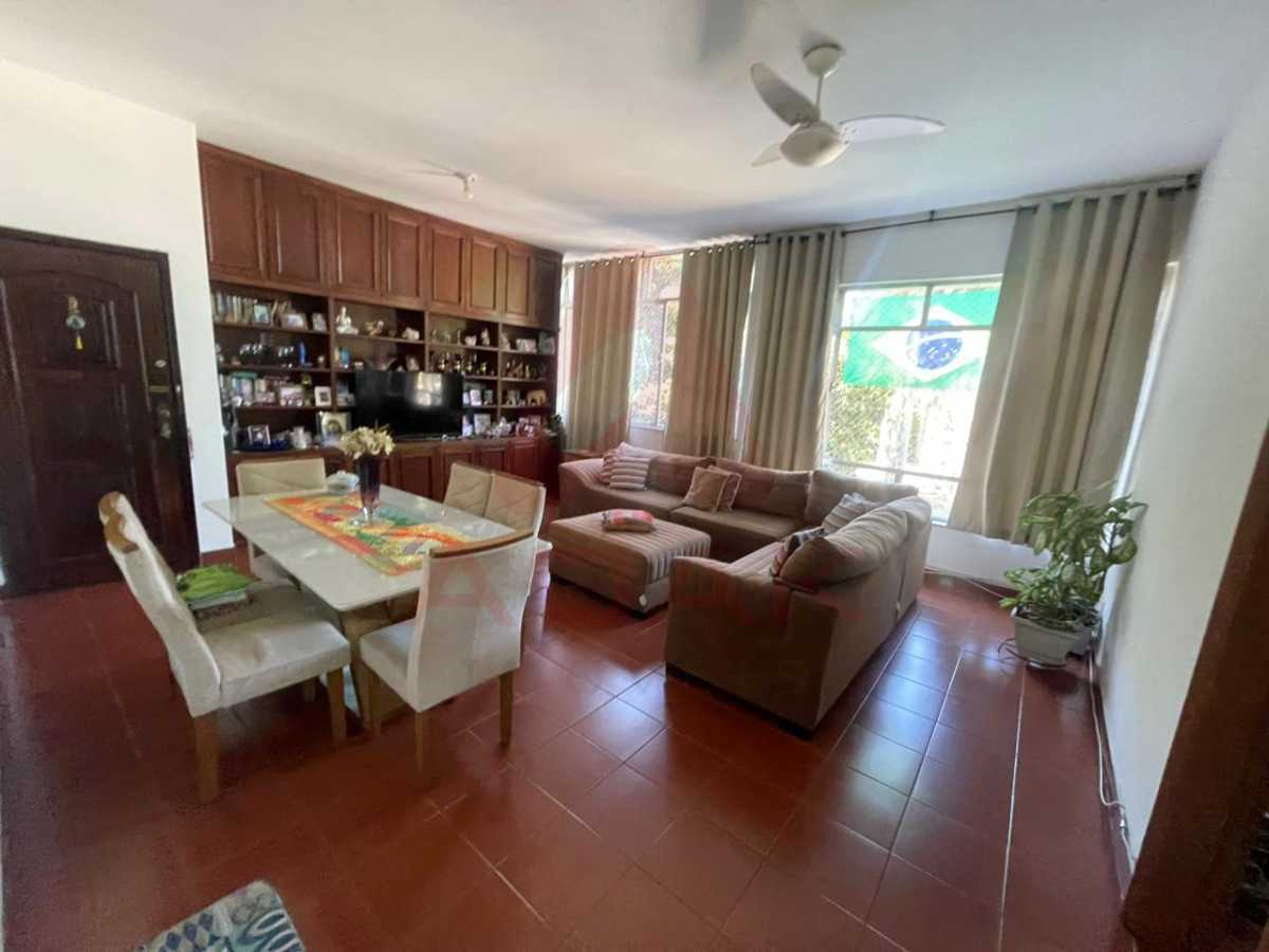 WhatsApp Image 2025-09-22 at 1 - 7