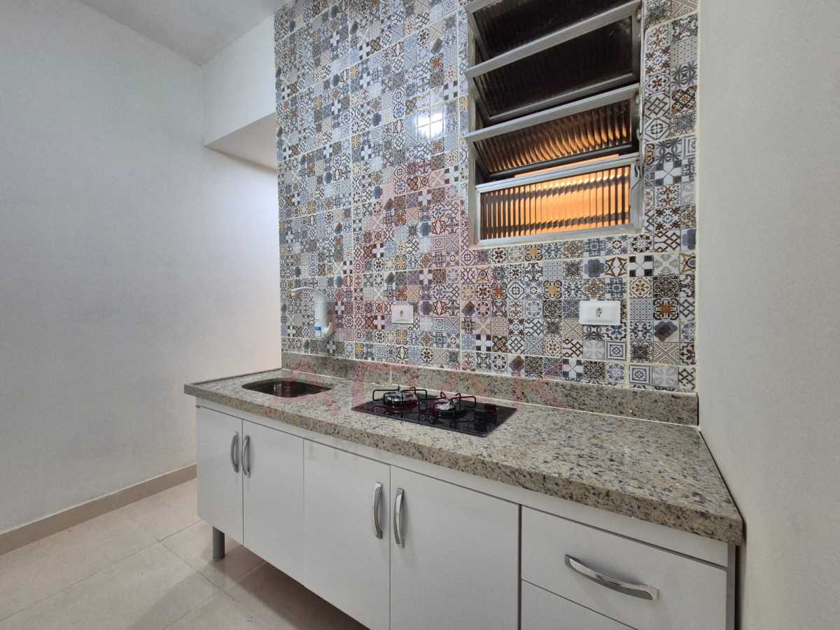 9fe778d4-9555-49b4-833f-b7f0a0 - 11