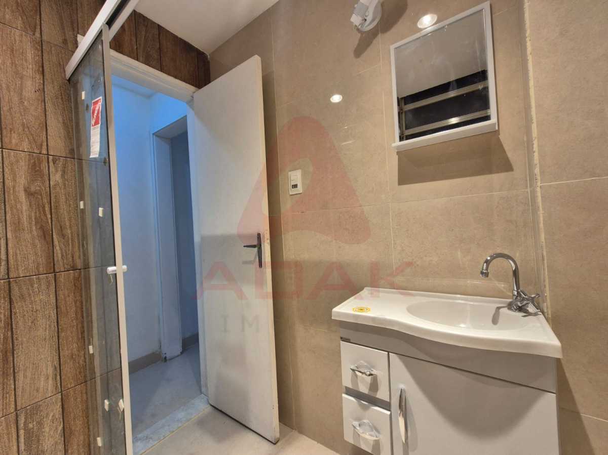 e4c7e3c4-5285-434c-b306-4908ad - 21