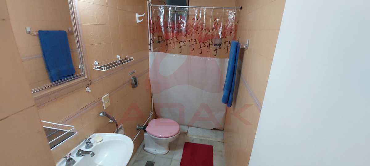 WhatsApp Image 2025-10-07 at 1 - 7