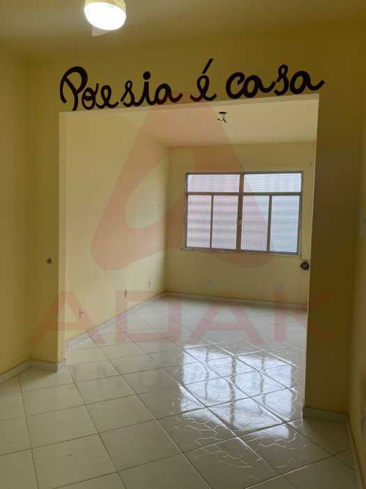 e4bbd955-aa3b-47c6-b7f1-78100a - 4