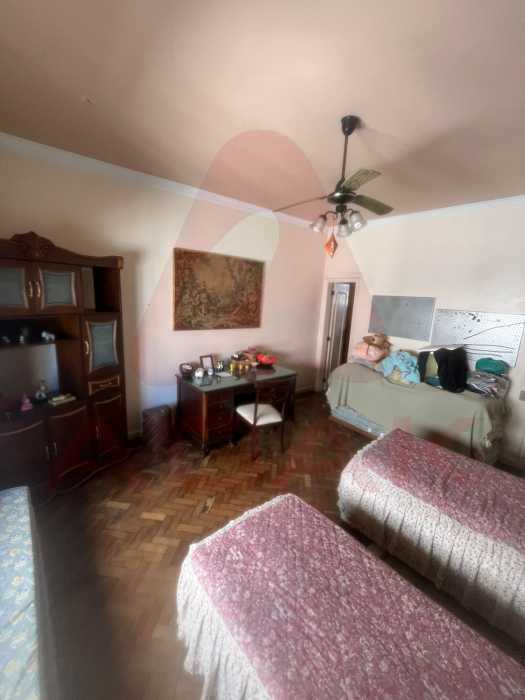 WhatsApp Image 2025-10-21 at 1 - 6