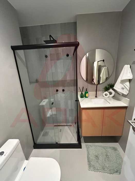 7b4e371e-027e-42f5-987e-298d4f - 20